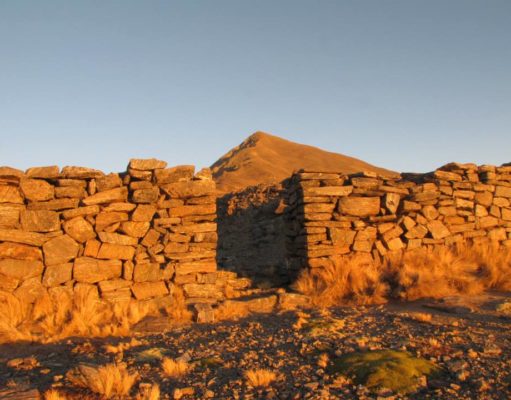 Los Alisos, naturaleza en altura