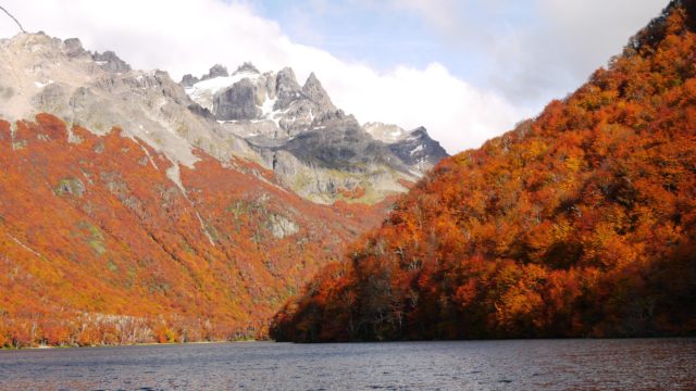 Cabecera del Lago, camino al Refugio