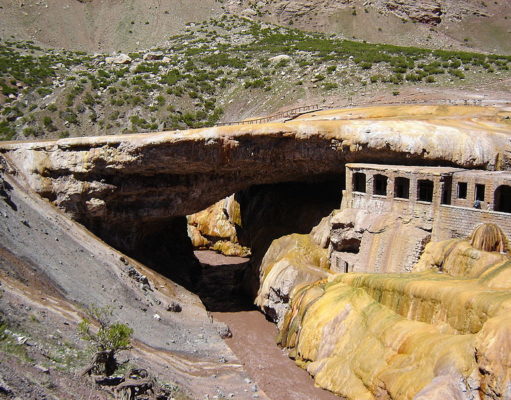 Puentes de leyenda, historias extraordinarias