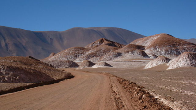 800px-Tolar_Grande,_Salta
