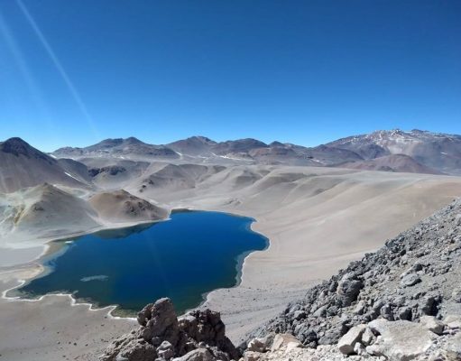 Conocé el lago más alto del país